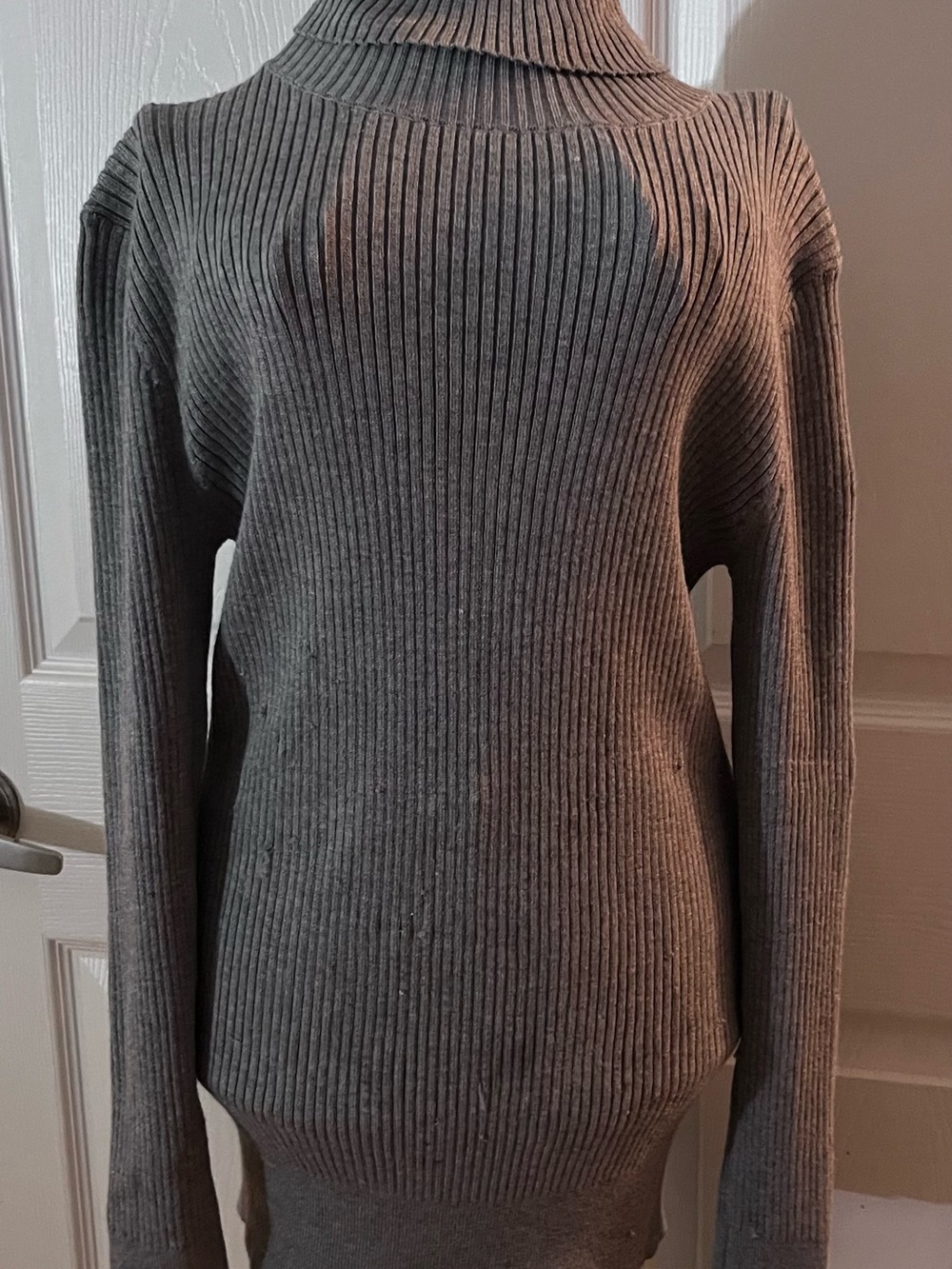 Ribbed Turtleneck Sweater - Gray